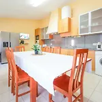 Orange House By Mtphomes Vila