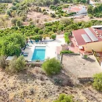Orange House By Mtphomes סילבס